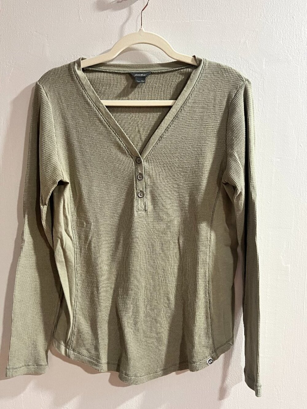 Eddie Bauer Medium TALL Thermal-Jersey Mix Henley - Light Green